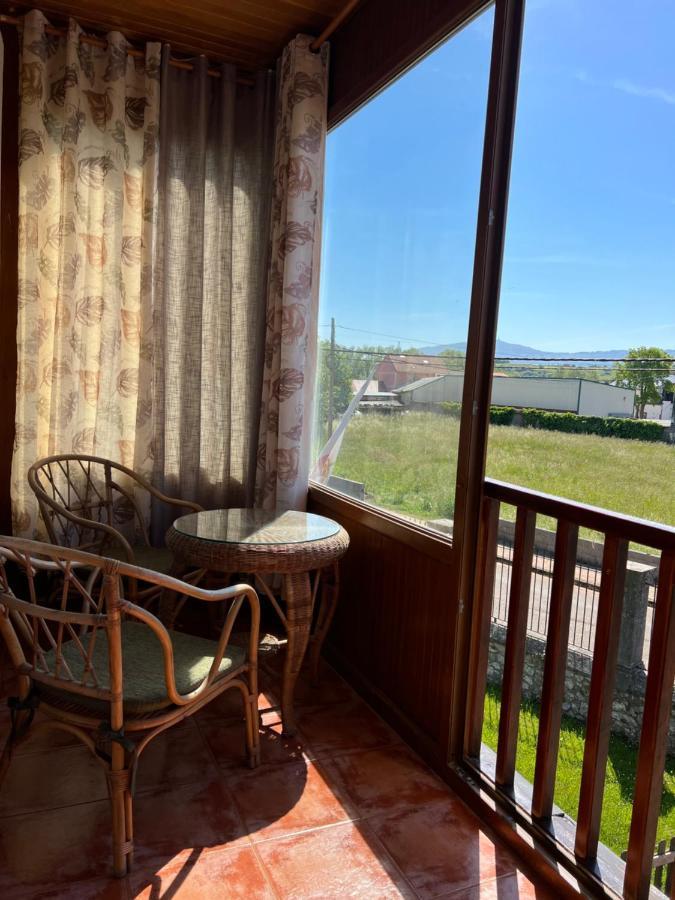 Hotel Villa Maria Revilla De Camargo 외부 사진