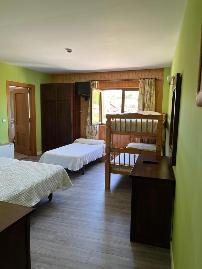 Hotel Villa Maria Revilla De Camargo 외부 사진