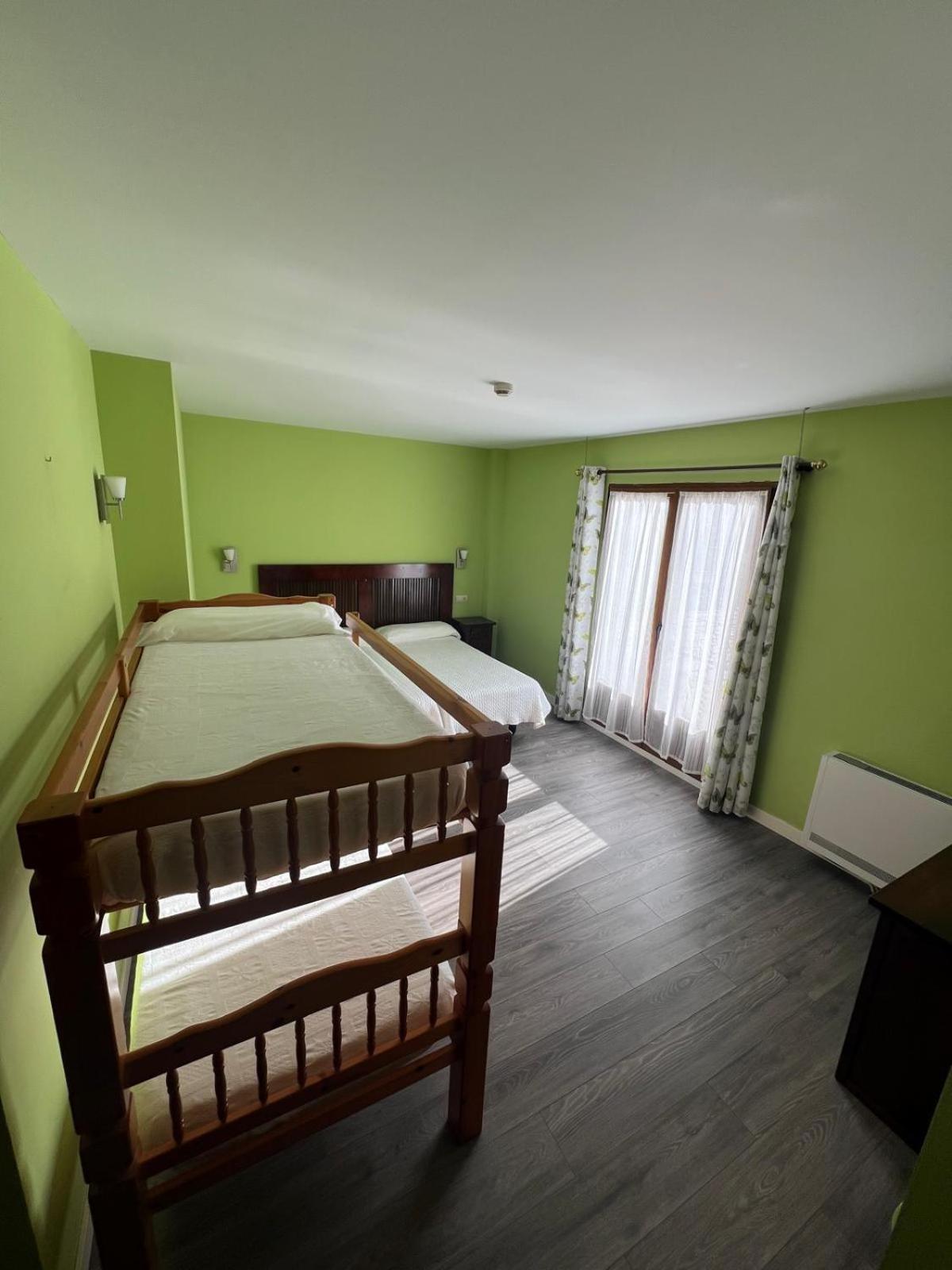 Hotel Villa Maria Revilla De Camargo 외부 사진