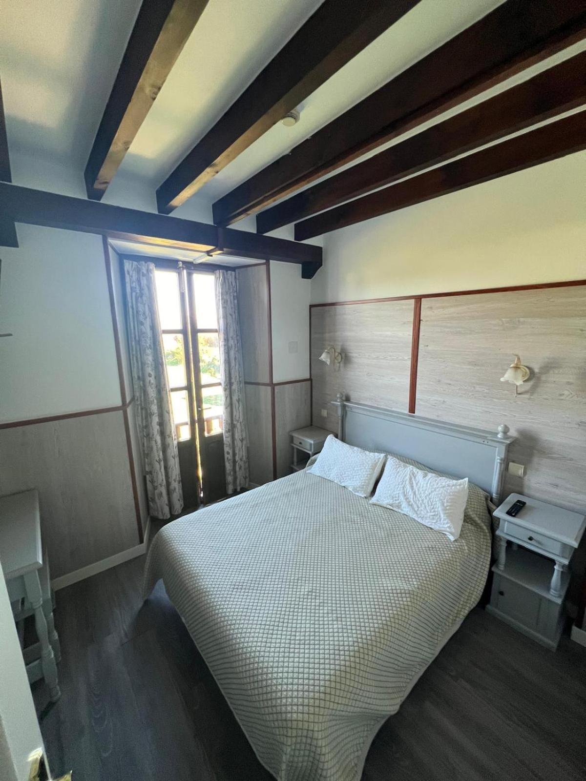 Hotel Villa Maria Revilla De Camargo 외부 사진