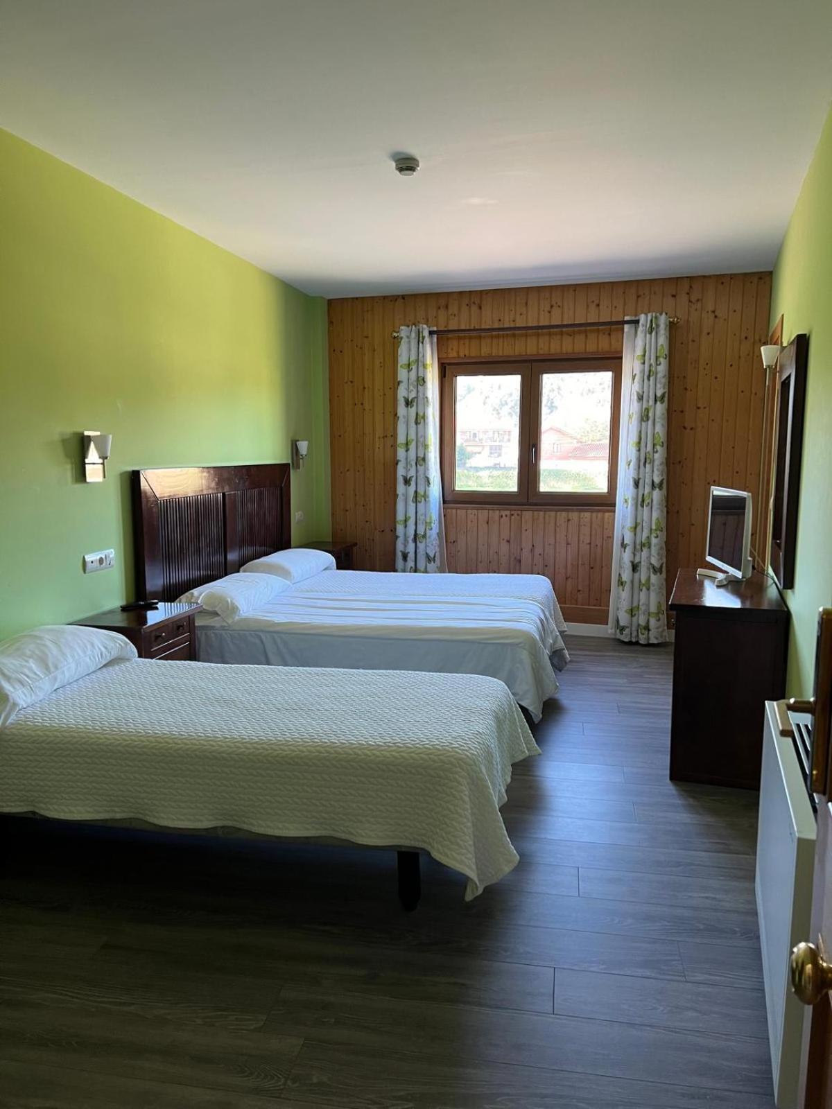Hotel Villa Maria Revilla De Camargo 외부 사진