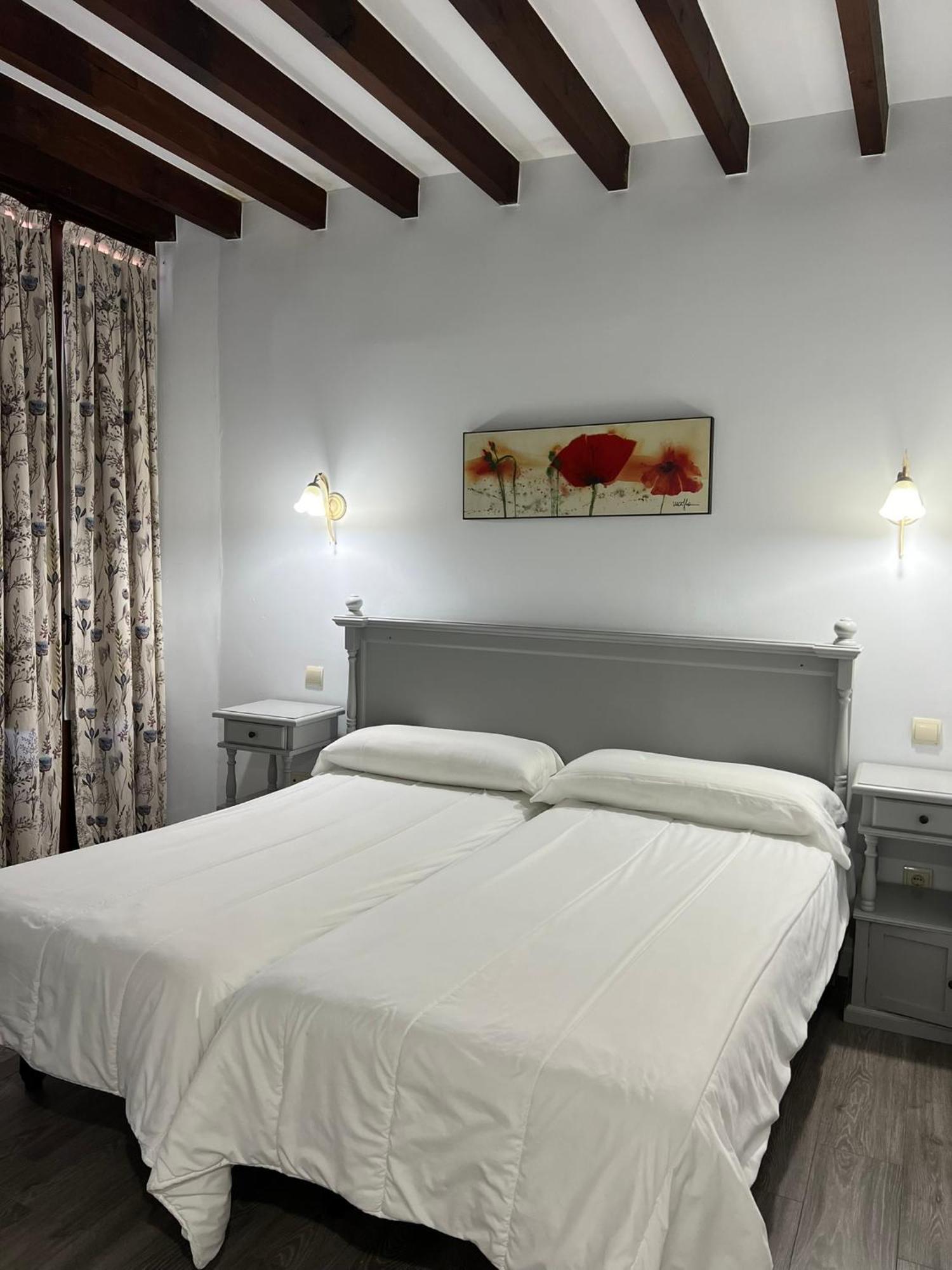 Hotel Villa Maria Revilla De Camargo 외부 사진